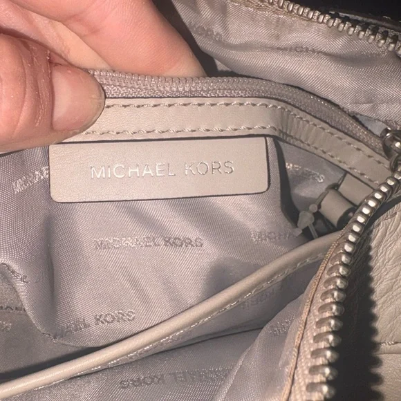 MICHAEL Michael Kors grand medium shoulderbag with silver hardware cement color - Picture 5 of 8